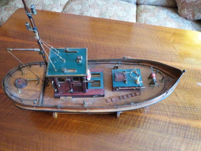 Schiff J 1.jpg