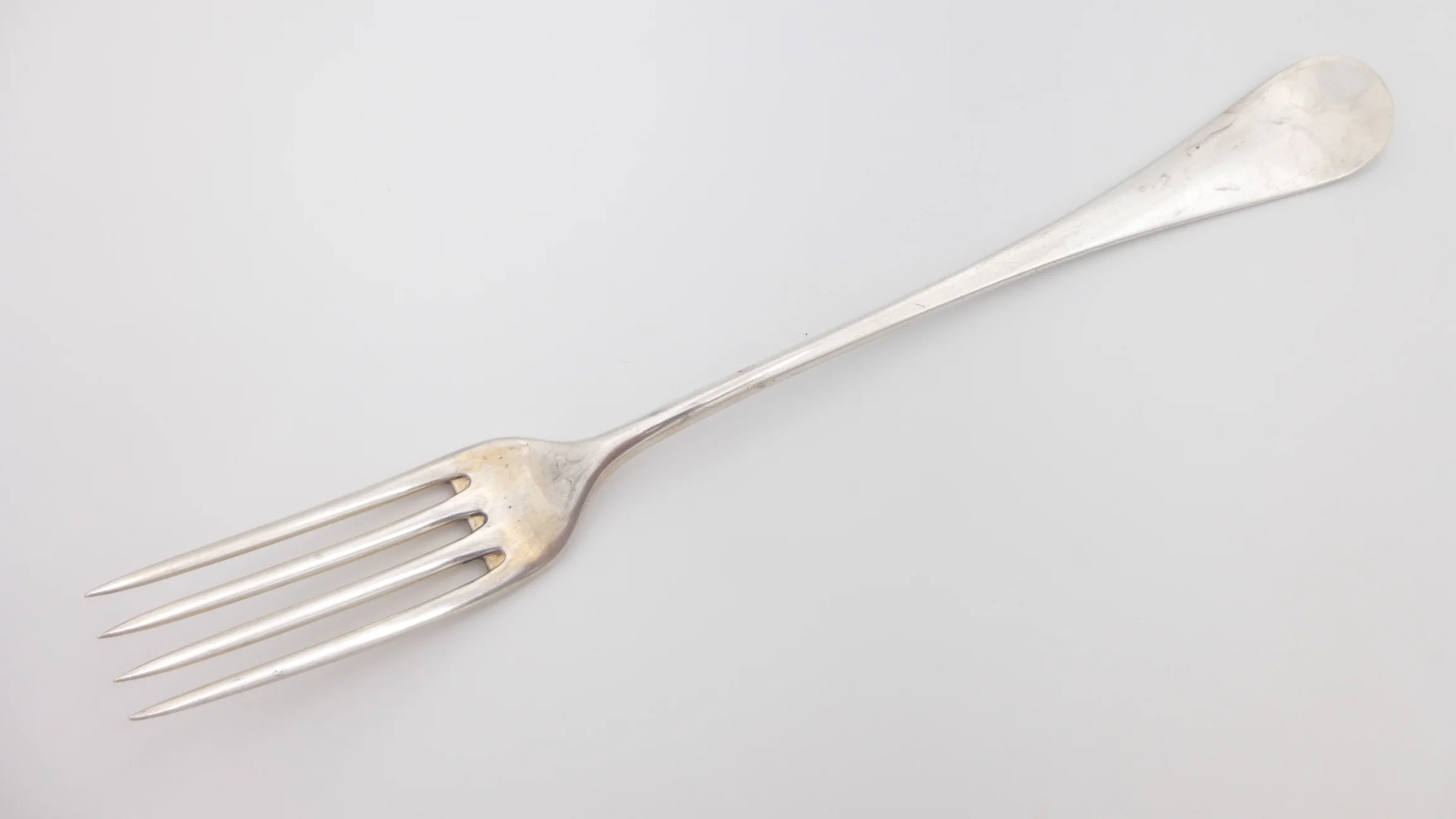 Auflegegabel aus 800er Silber Oberseite