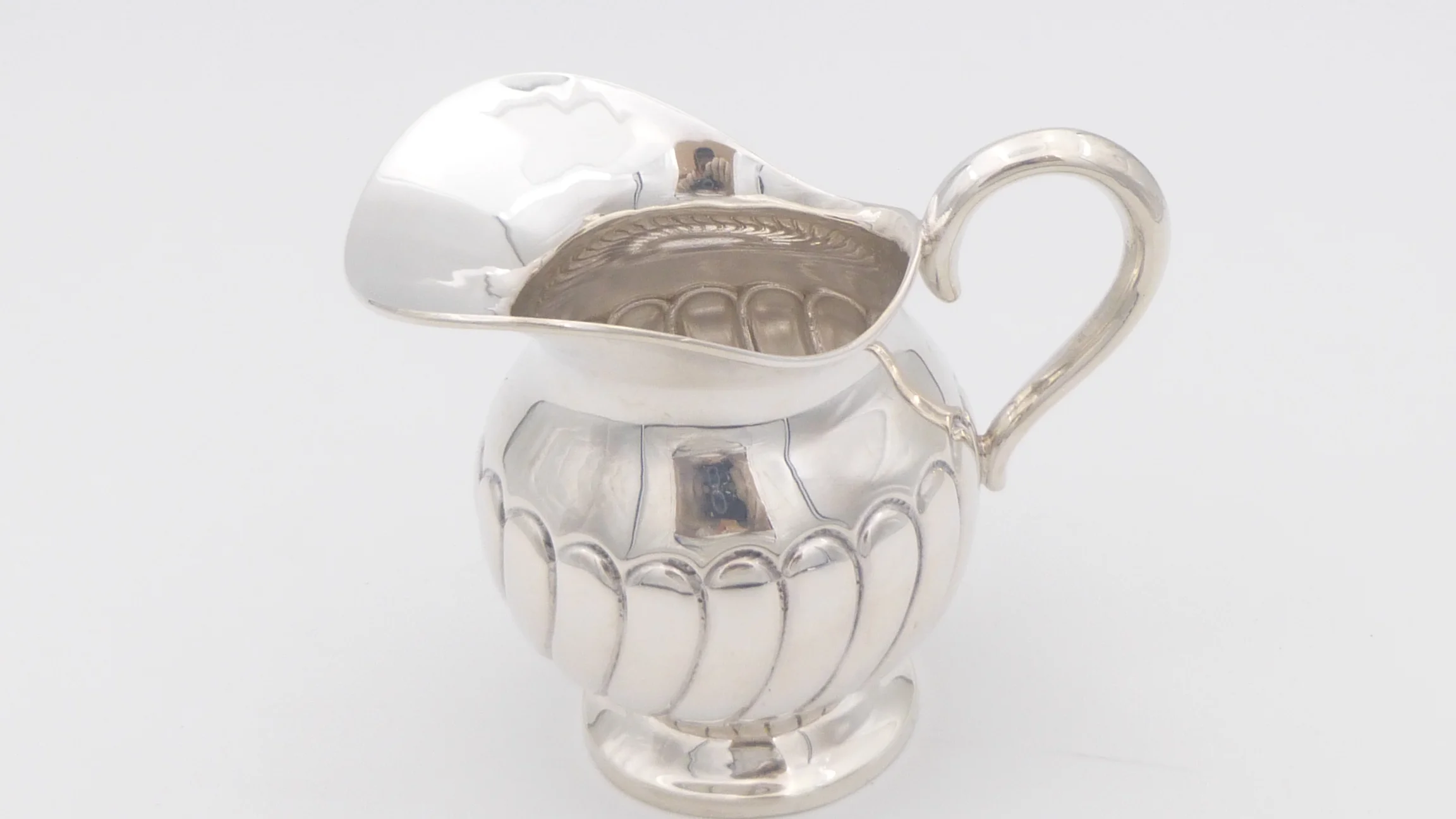 Nur das kleine Sahnekännchen massiv 915er Silber