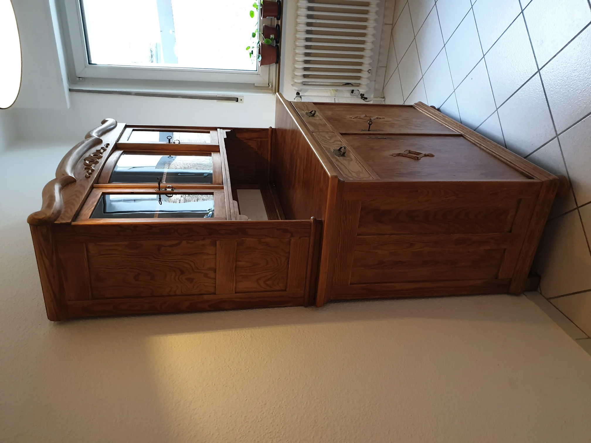 Schrank (21).jpg