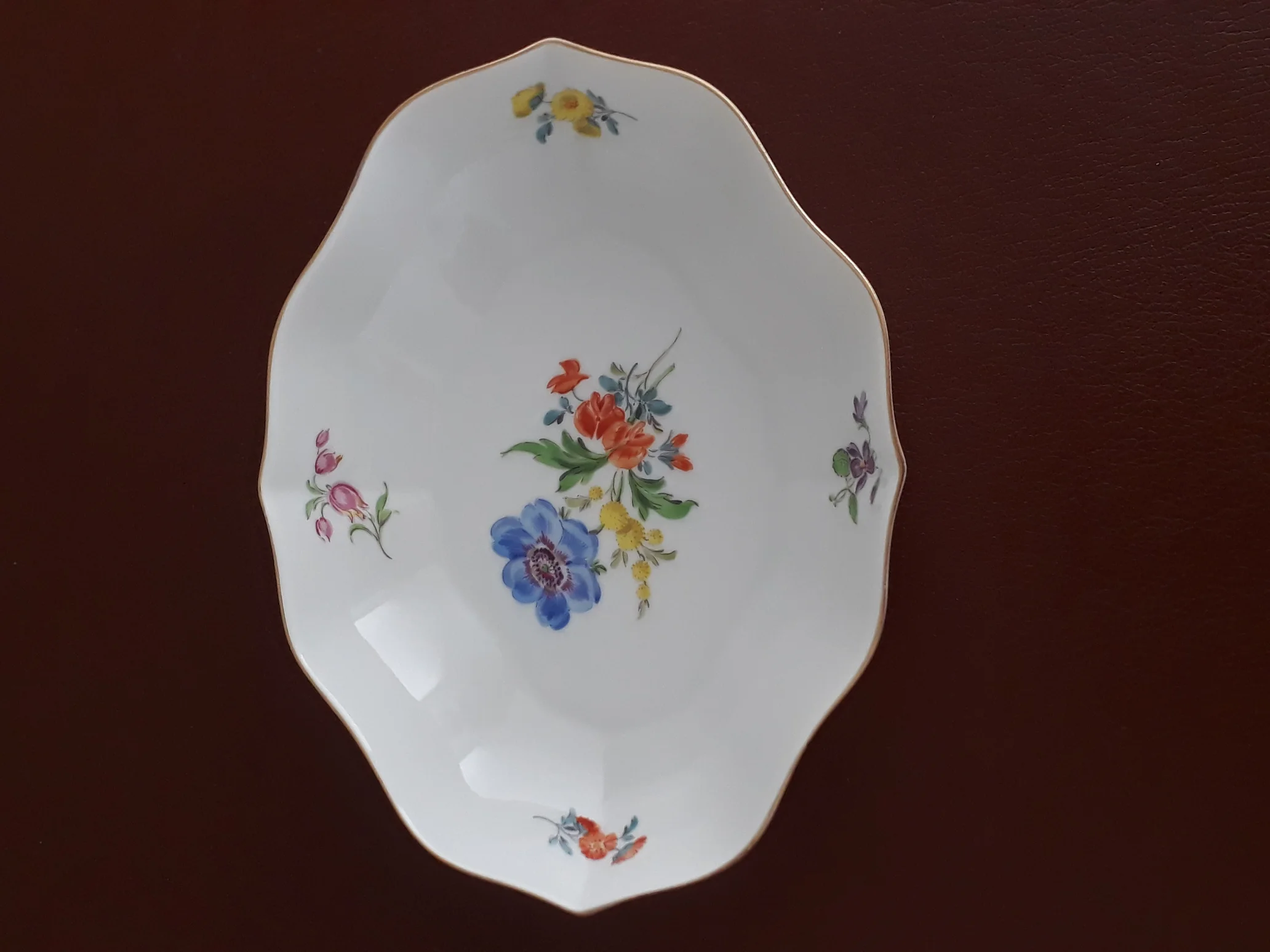 Meissen Blumenmotiv von oben.jpg