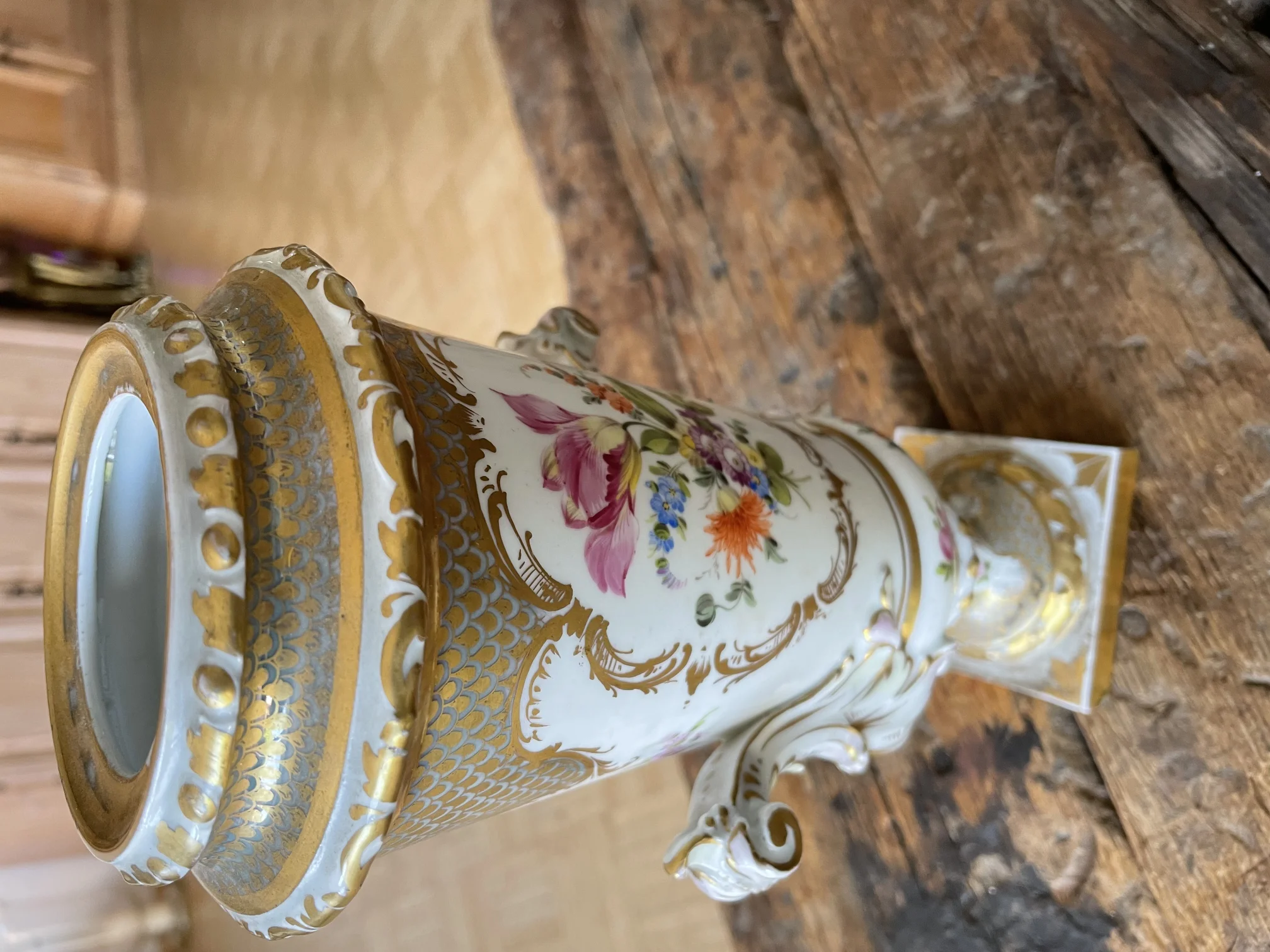 vase 03.jpg