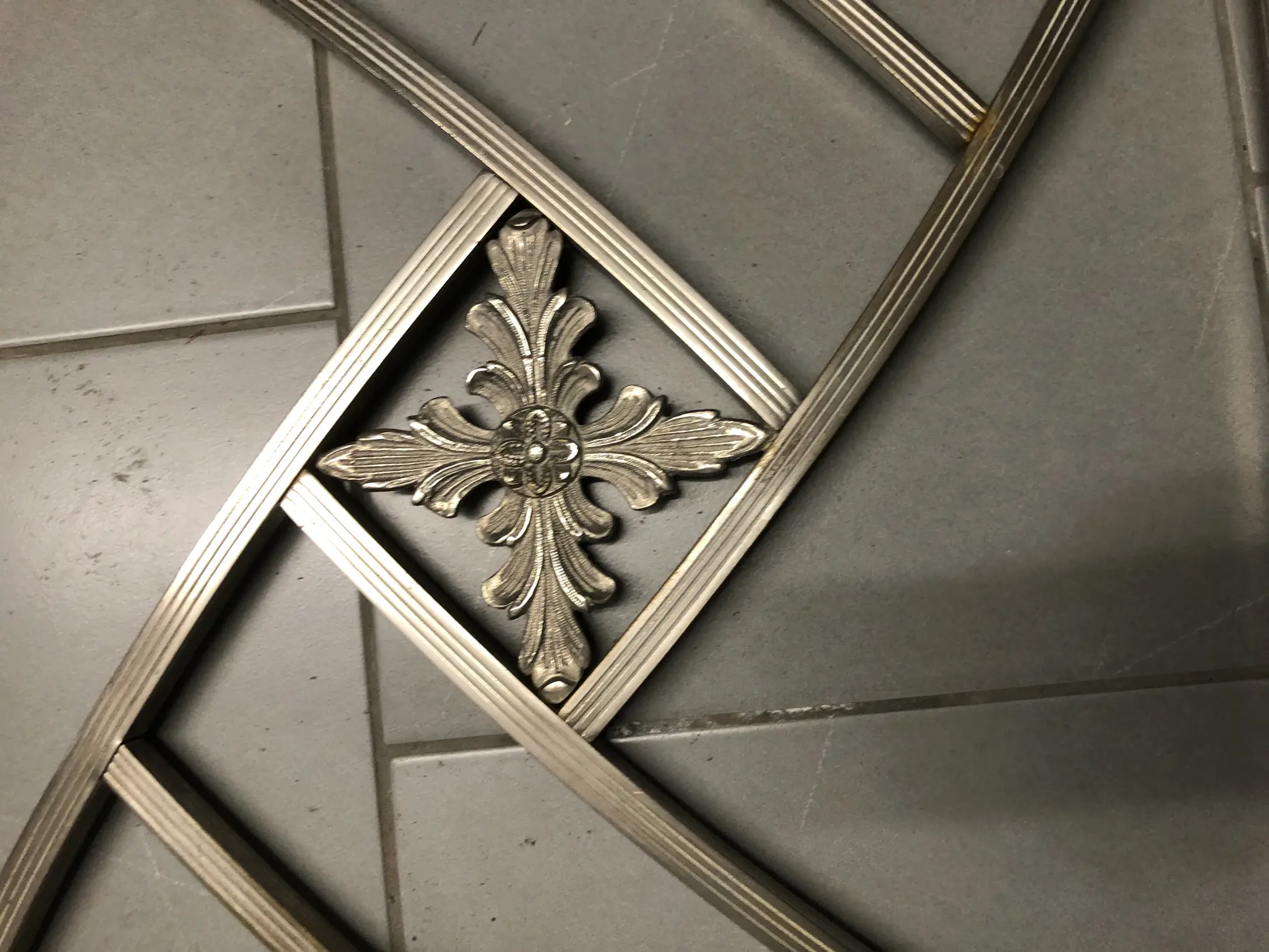 Bett Art Deco (3).JPG