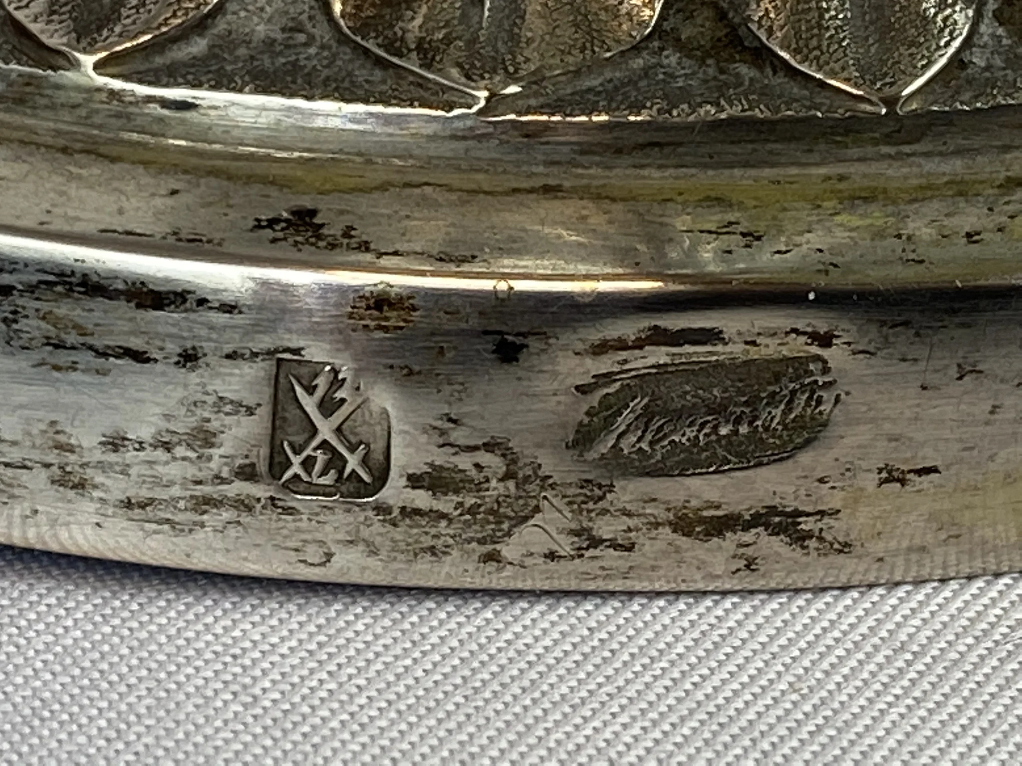 Deckelpokal Punzen