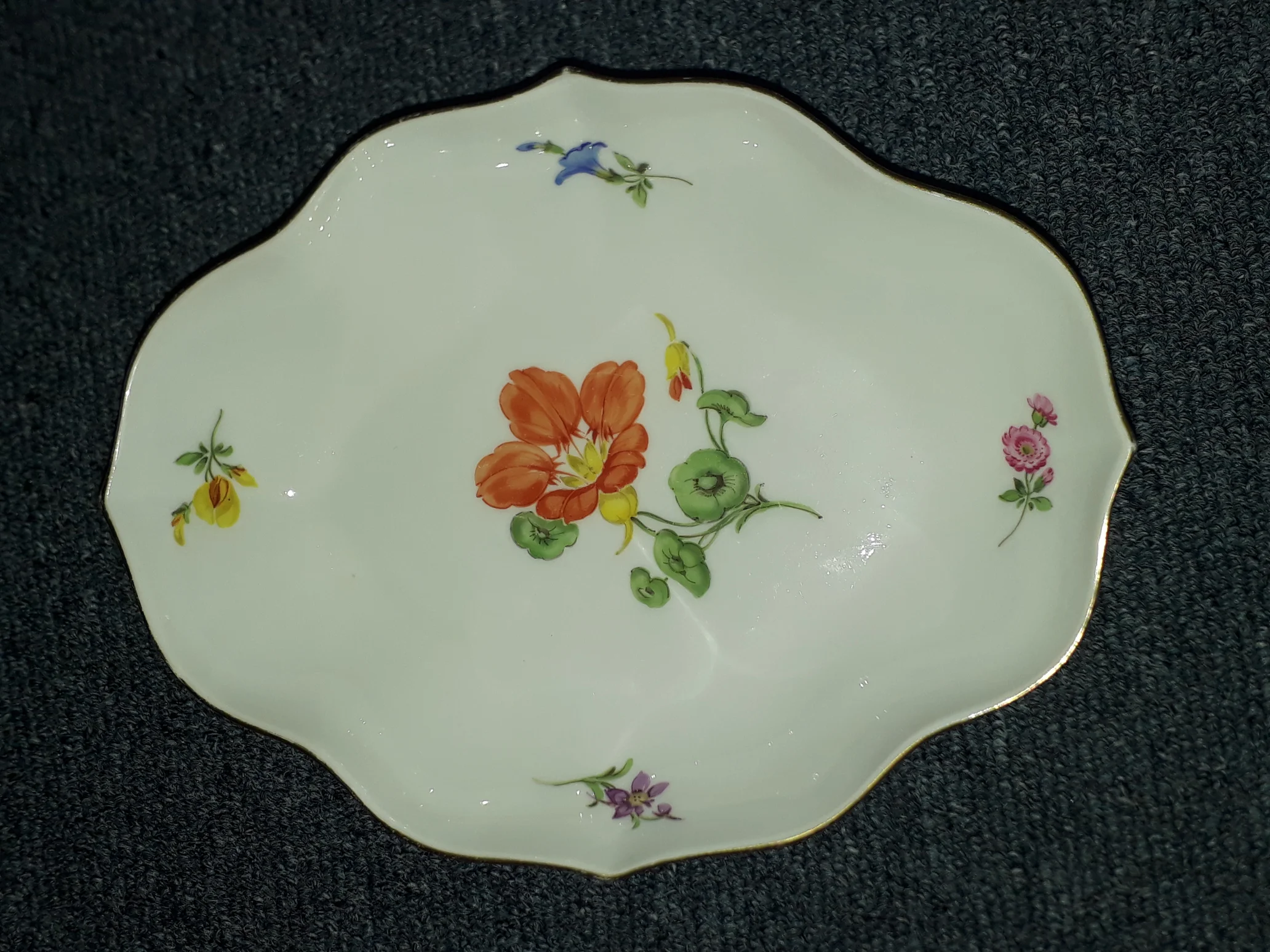 Schale 18,5 x 15 cm.jpg