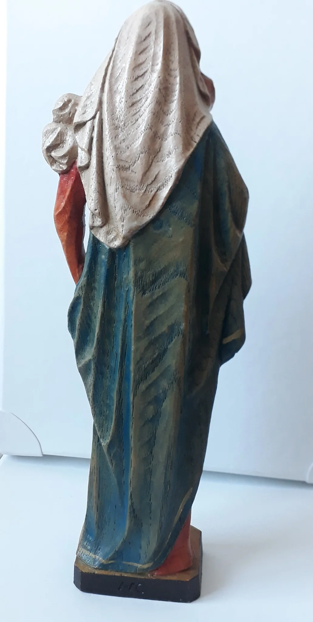 Madonna 2.jpg
