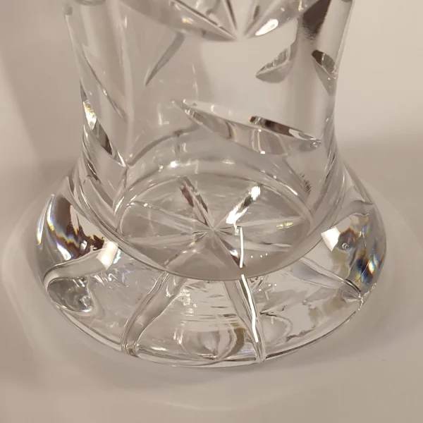 5 Vase Fuss Seite.jpg