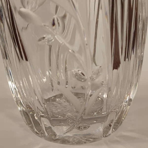 7 Vase Fuss Seite.jpg