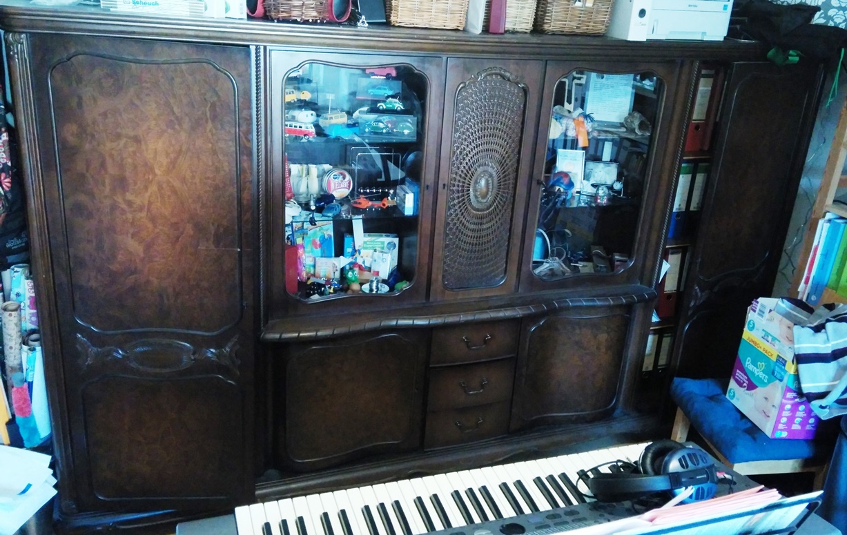 Der gesamte Schrank